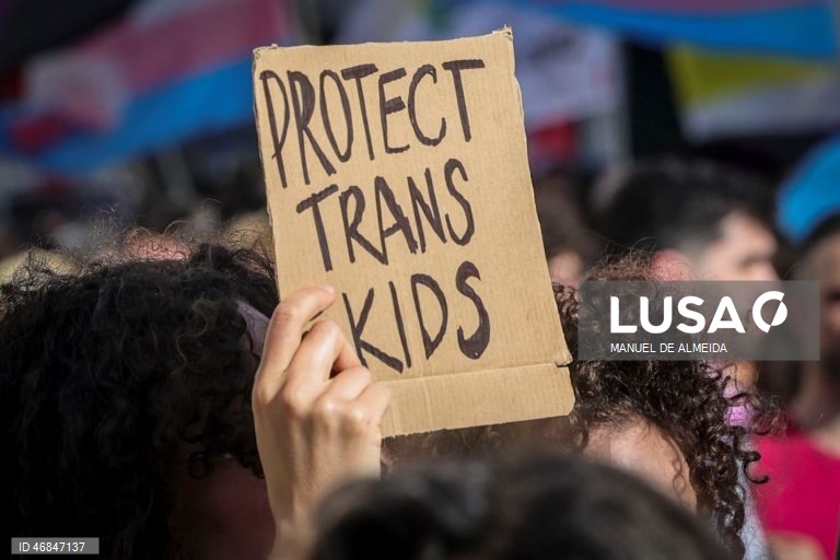 Marcha da visibilidade trans em Lisboa