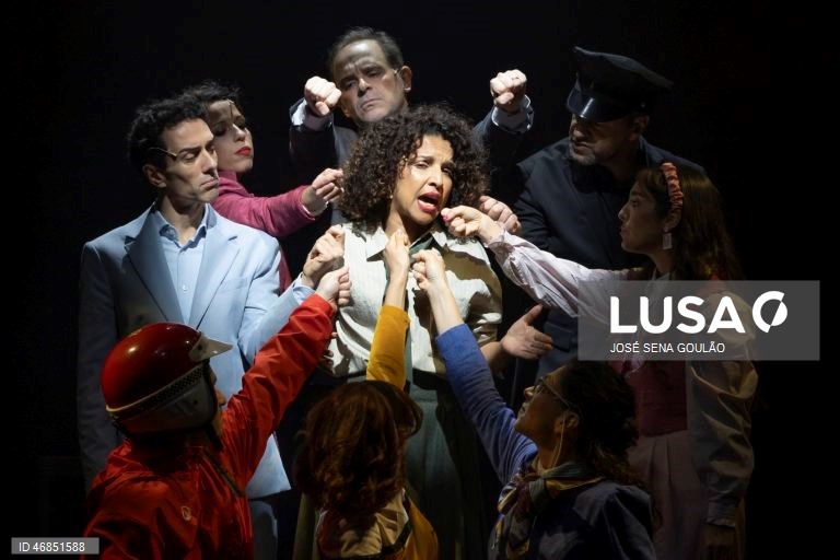 Teatro: Ensaio de imprensa do "Sr. Engenheiro" – Alegadamente Um Musical