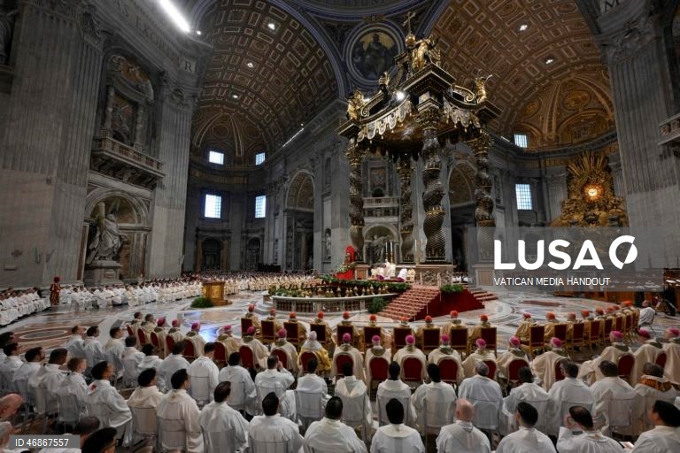 Papa Leão XIV celebra Missa Crismal e Missa da Última Ceia 