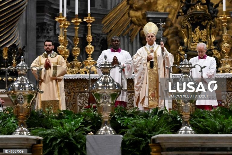 Papa Leão XIV celebra Missa Crismal e Missa da Última Ceia 