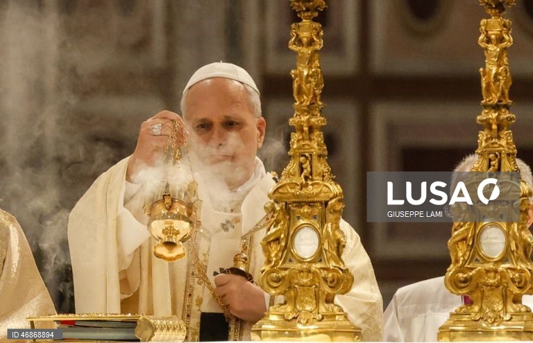 Papa Leão XIV celebra Missa Crismal e Missa da Última Ceia 