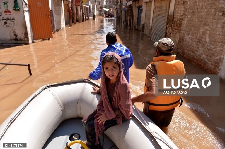 Cheias no Paquistão