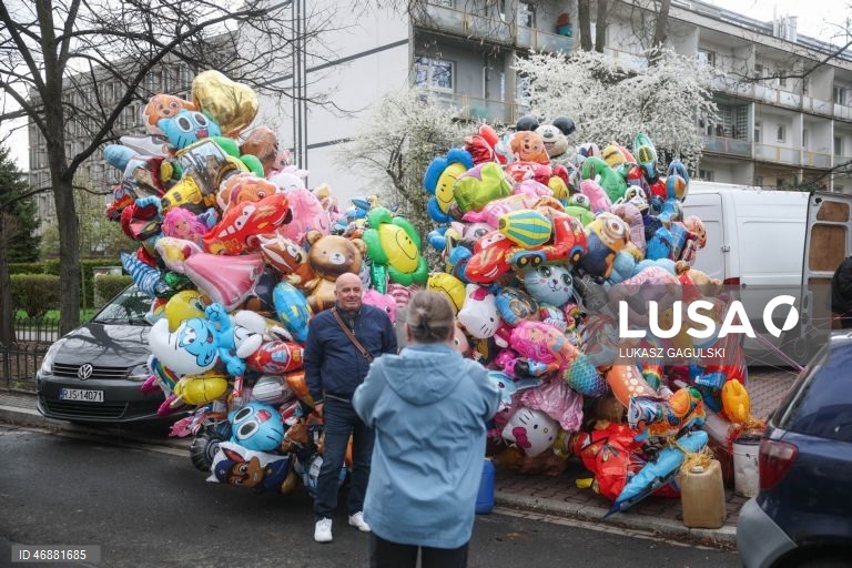 Polónia: Celebração da Páscoa de Emaús em Cracóvia.