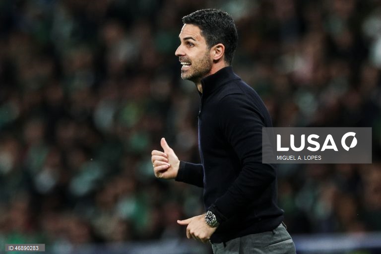 O bicampeão português Sporting perdeu hoje por 1-0 com o Arsenal, líder destacado da Premier League, em encontro da primeira mão dos quartos de final da Liga dos Campeões em futebol, no Estádio José Alvalade, em Lisboa.