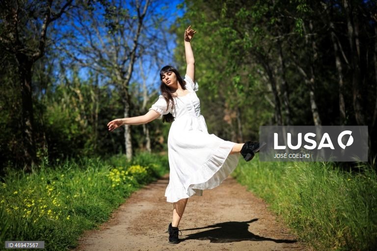 Reportagem: Entre a dança, música e surf, jovens autistas encontram um lugar de pertença