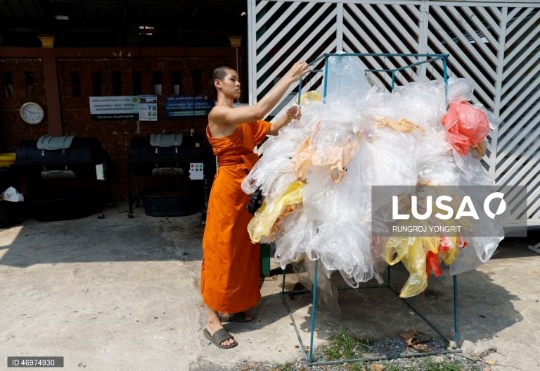 Tailândia: Templo budista combate o desperdício com um programa de gestão de resíduos
