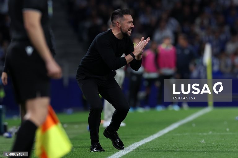 O Sporting qualificou-se hoje pela 32.ª vez para a final da Taça de Portugal em futebol, ao empatar a zero no reduto do FC Porto, em encontro da segunda mão das meias-finais.