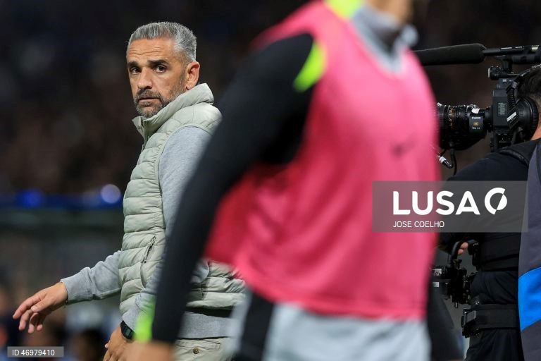 O Sporting qualificou-se hoje pela 32.ª vez para a final da Taça de Portugal em futebol, ao empatar a zero no reduto do FC Porto, em encontro da segunda mão das meias-finais.