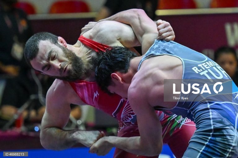 Tirana: Campeonato Europeu de Luta Livre.