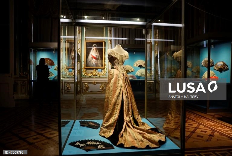 Rússia: Exposição "Leques da Imperatriz Maria Feodorovna" em São Petersburgo
