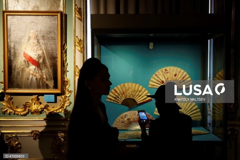 Rússia: Exposição "Leques da Imperatriz Maria Feodorovna" em São Petersburgo