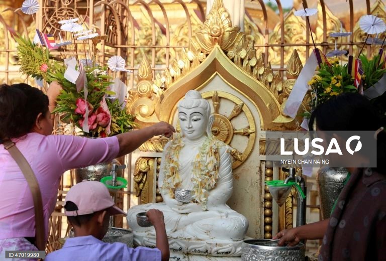 Myanmar: Celebrações do Dia do Buda