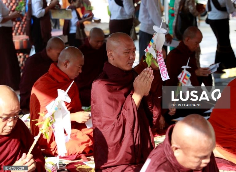 Myanmar: Celebrações do Dia do Buda