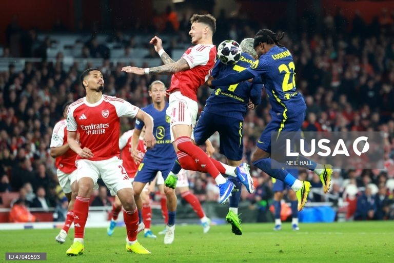 Um golo de Bukayo Saka foi o suficiente para o Arsenal levar hoje de vencida o Atlético de Madrid por 1-0, assegurando assim a presença dos londrinos na final da Liga dos Campeões de futebol.