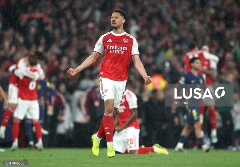 Um golo de Bukayo Saka foi o suficiente para o Arsenal levar hoje de vencida o Atlético de Madrid por 1-0, assegurando assim a presença dos londrinos na final da Liga dos Campeões de futebol.