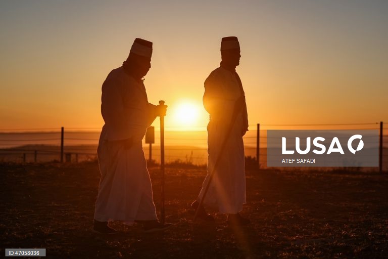 Palestina: Comunidade samaritana celebra o fim da sua festa da Páscoa no Monte Gerizim, na Cisjordânia