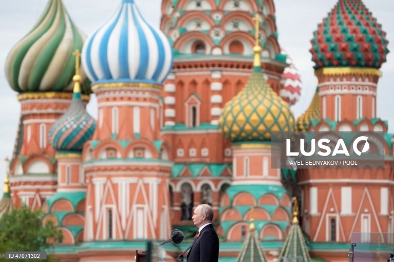 Rússia: Celebrações do Dia da Libertação em Moscovo