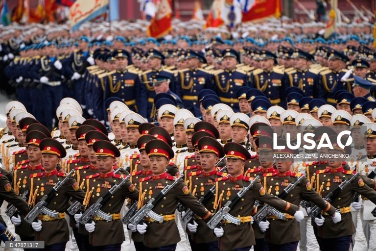 Rússia: Celebrações do Dia da Libertação em Moscovo