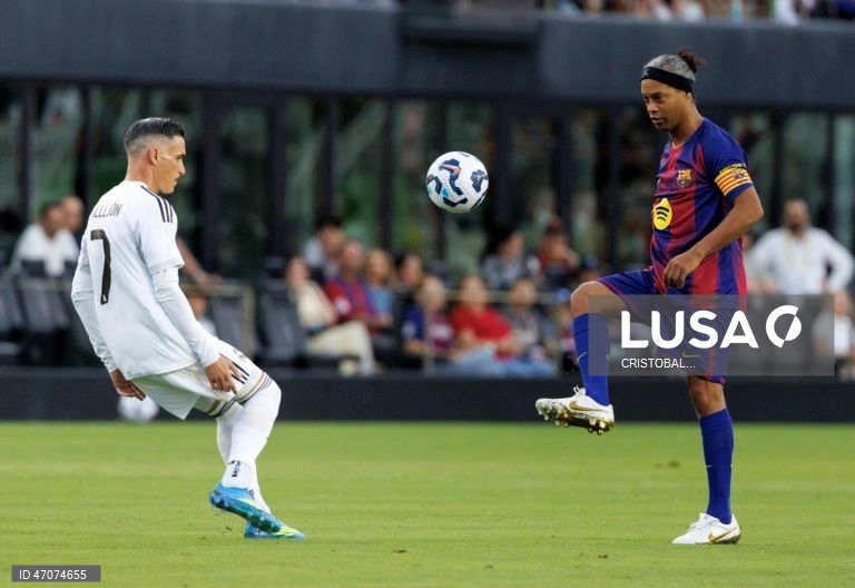 Futebol: Liga espanhola - FC Barcelona vs Real Madrid