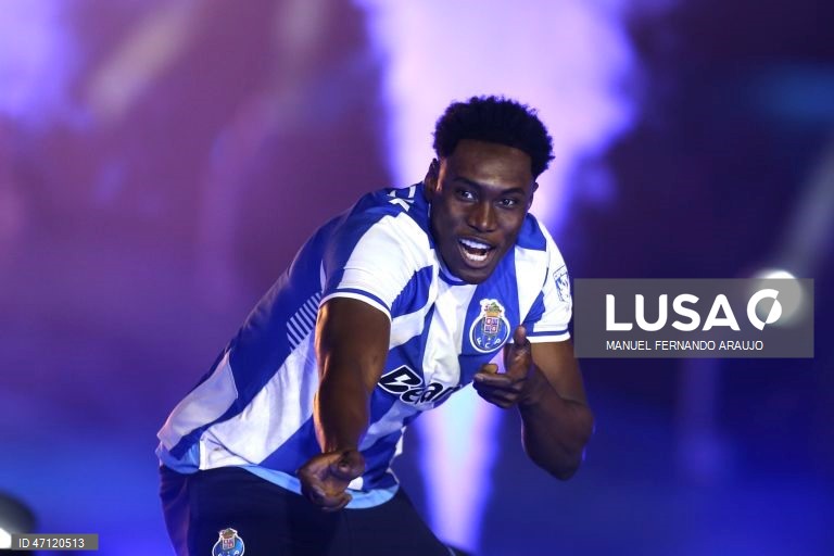 FC Porto venceu hoje na receção ao Santa Clara, por 1-0, no jogo da 34.ª e última jornada da I Liga portuguesa de futebol que antecede os festejos pela 31.ª conquista do título nacional pelos ‘dragões’.