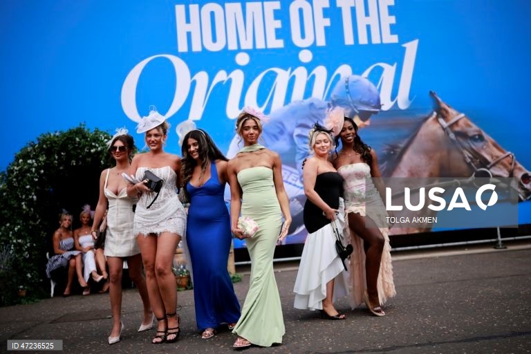 Corridas de cavalos no Derby de Epsom 2026 - Dia das Mulheres