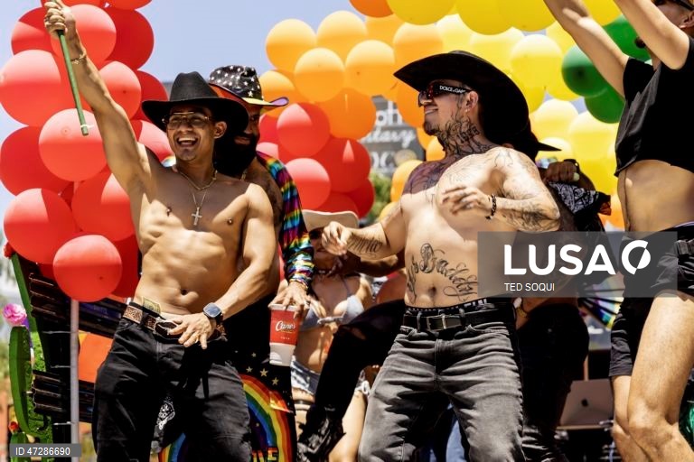 EUA: 56ª Parada Gay de Los Angeles