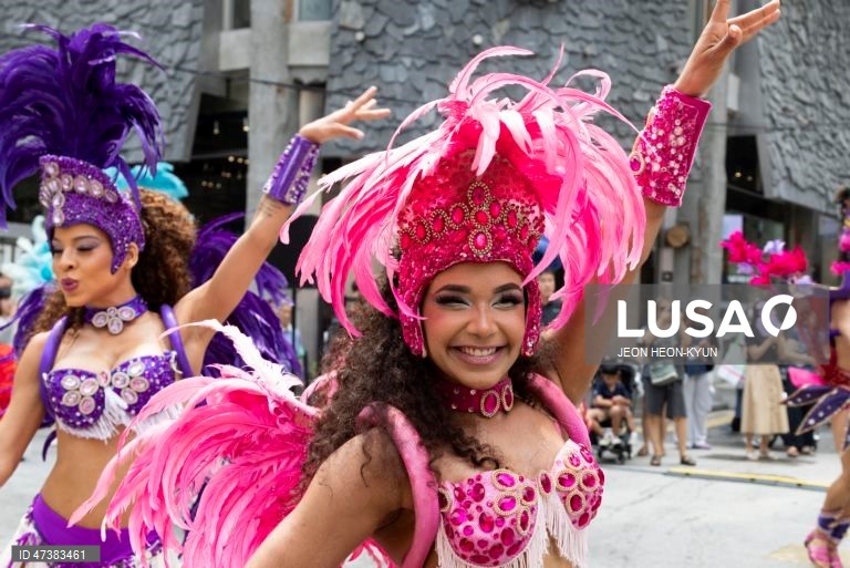 Coreia do Sul: Samba num festival de verão em Seul