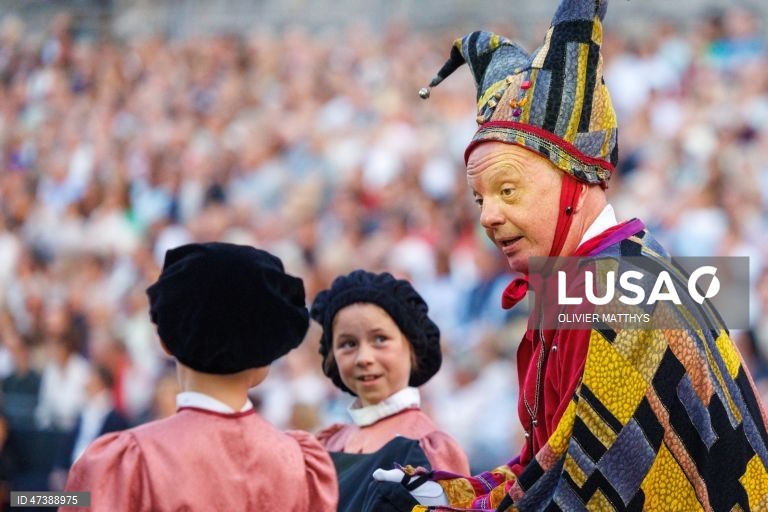 Bélgica: Procissão Ommegang em Bruxelas