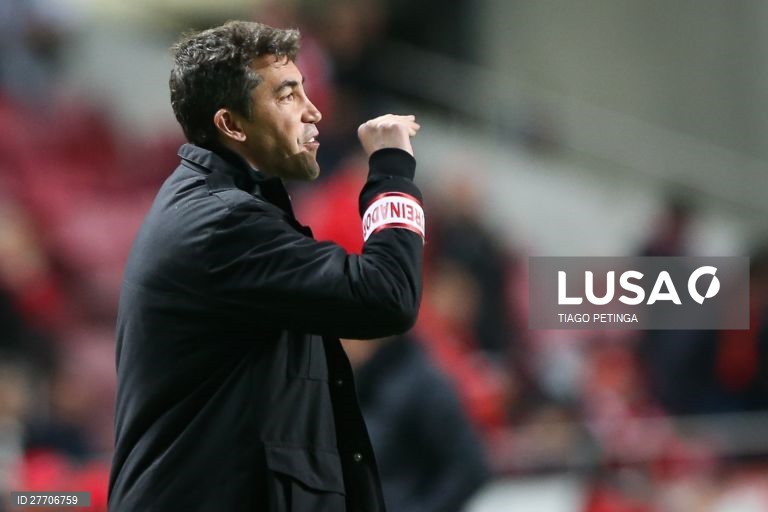 O Benfica venceu o Sporting de Braga por 2-1 e apurou-se para os quartos de final da Taça de Portugal em futebol, num encontro em que esteve a perder, disputado no estádio da Luz, em Lisboa.