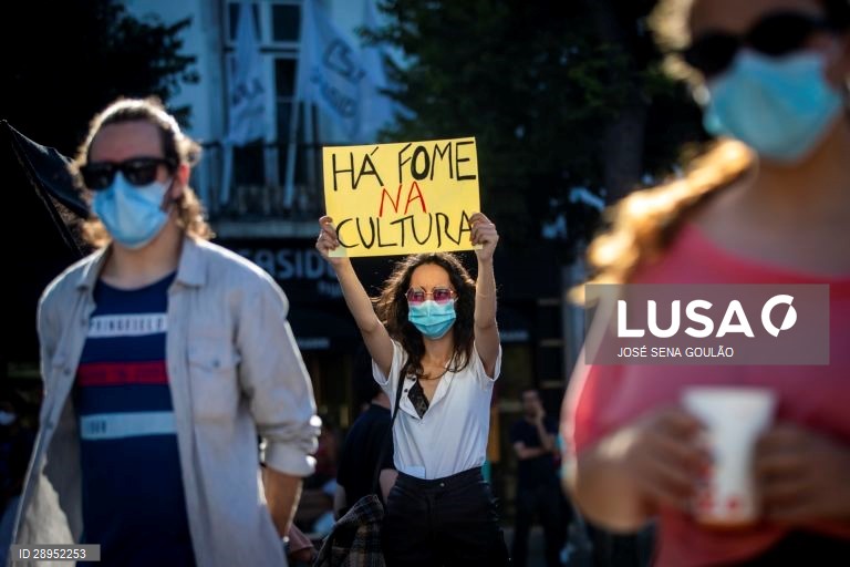 Manifestação nacional "Parados, Nunca Calados"