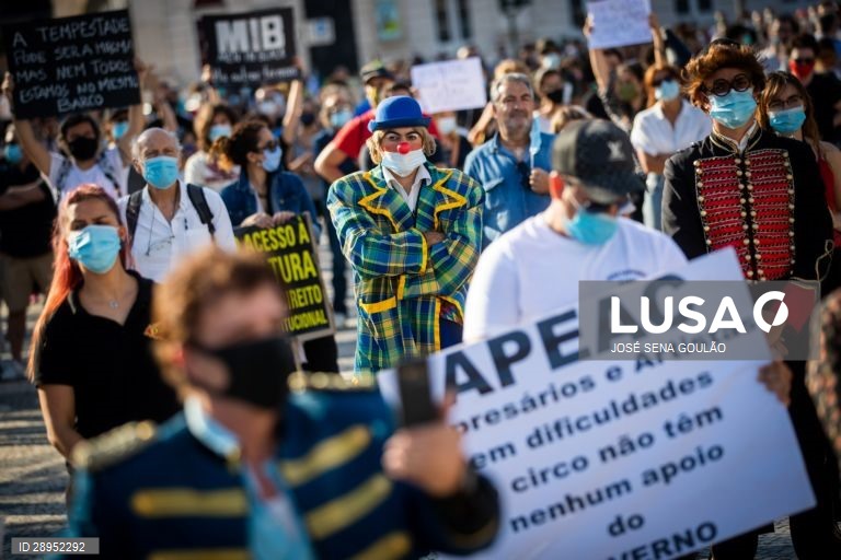 Manifestação nacional "Parados, Nunca Calados"