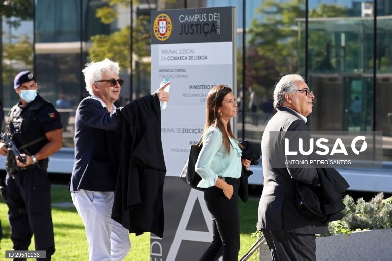 Início do julgamento do processo Football Leaks