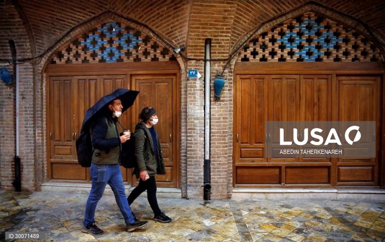 Covid-19: Novo confinamento no Irão