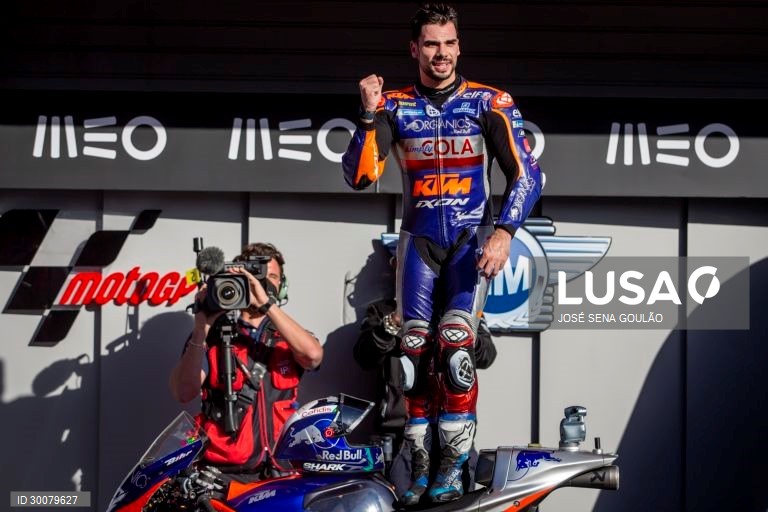 Portuguese rider Miguel Oliveira of KTM Tech 3 Team celebrates after winning the Motorcycling Grand Prix of Portugal at Algarve International race track, south of Portugal, 22 November 2020.JOSE SENA GOULAO/LUSA