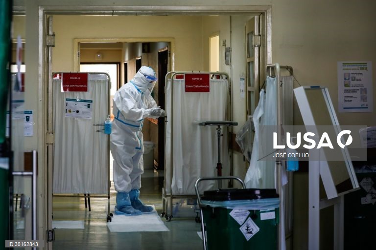 No Hospital Militar do Porto a “missão” nesta 2.ª vaga da covid-19 continua a ser “cuidar com dignidade