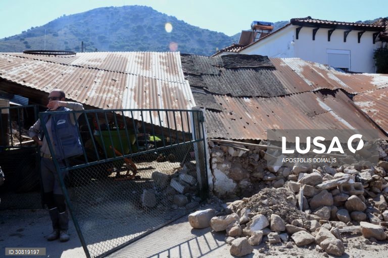 Rescaldo do terramoto no centro da Grécia