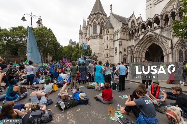 Protesto contra as alterações climáticas em Londres