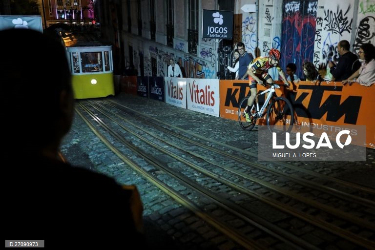 Mítica escalada de bicicleta Subida à Glória 