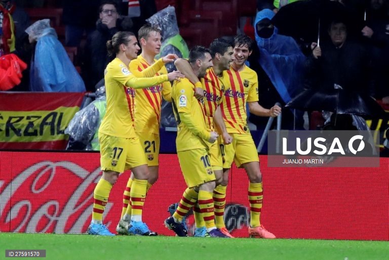 Futebol: Atlético de Madrid vs FC Barcelona em Madrid.