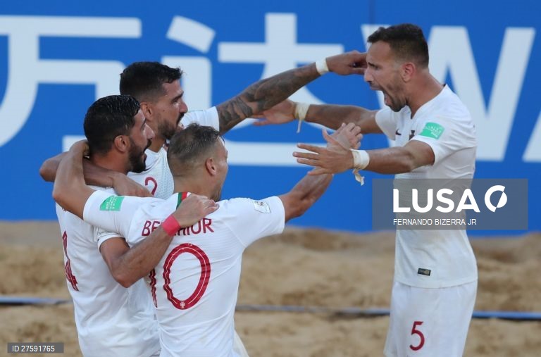 Paraguai: Portugal vence Itália por 6-4 e leva terceiro título mundial de futebol de praia.