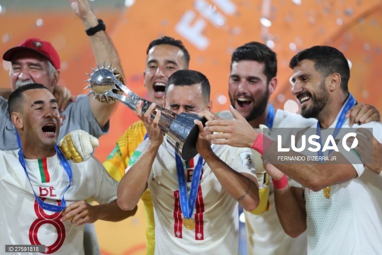 Paraguai: Portugal vence Itália por 6-4 e leva terceiro título mundial de futebol de praia.