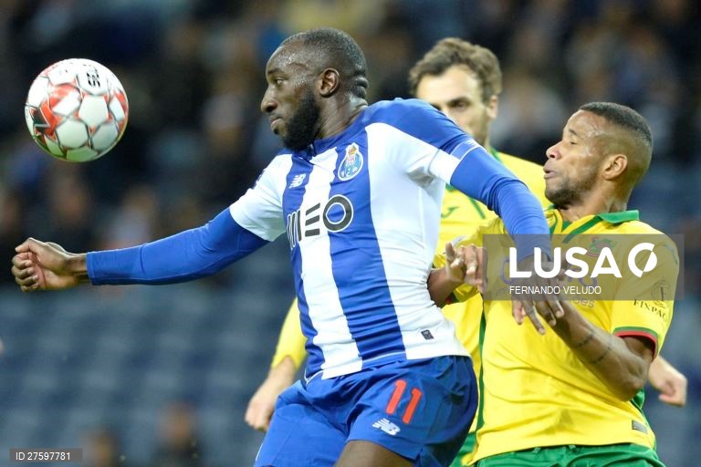 Futebol: FC Porto vs Pacos de Ferreira no Porto.