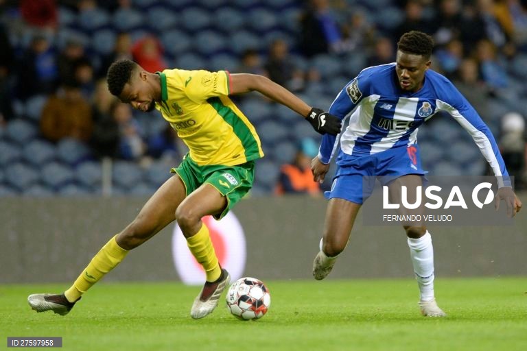 Futebol: FC Porto vs Pacos de Ferreira no Porto.