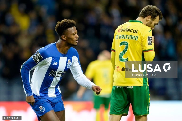 Futebol: FC Porto vs Pacos de Ferreira no Porto.