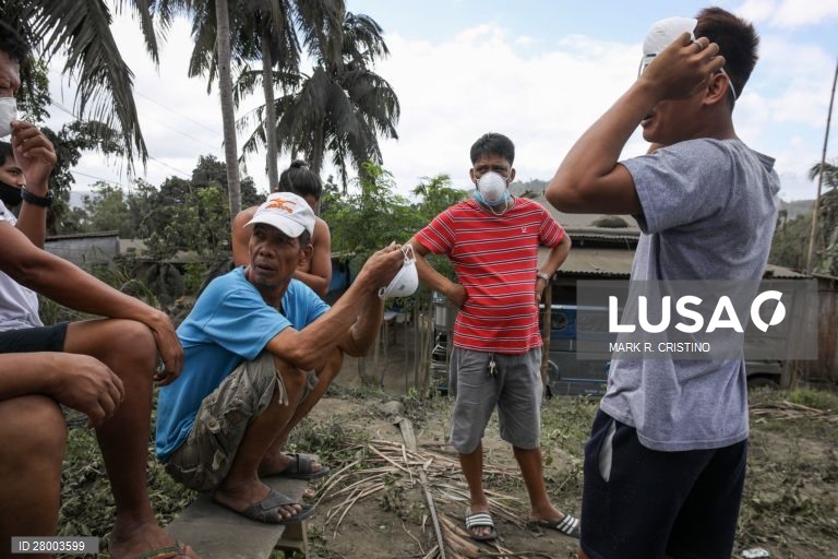 Erupção do vulcão Taal nas Filipinas