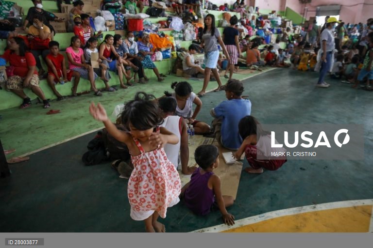 Erupção do vulcão Taal nas Filipinas