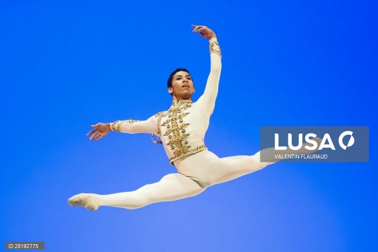 48.ª edição da competição internacional de bailado Prix de Lausanne