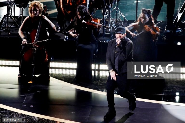 O rapper Eminem durante a sua atuação.