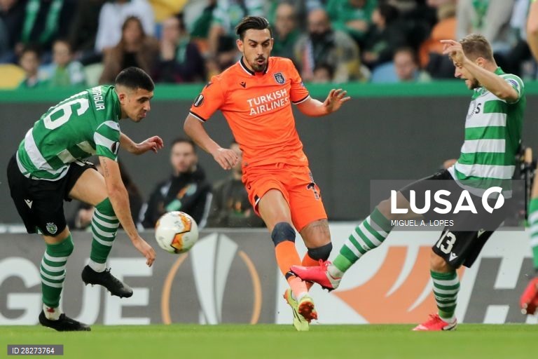 Futebol: Sporting vs Basaksehir em Lisboa.