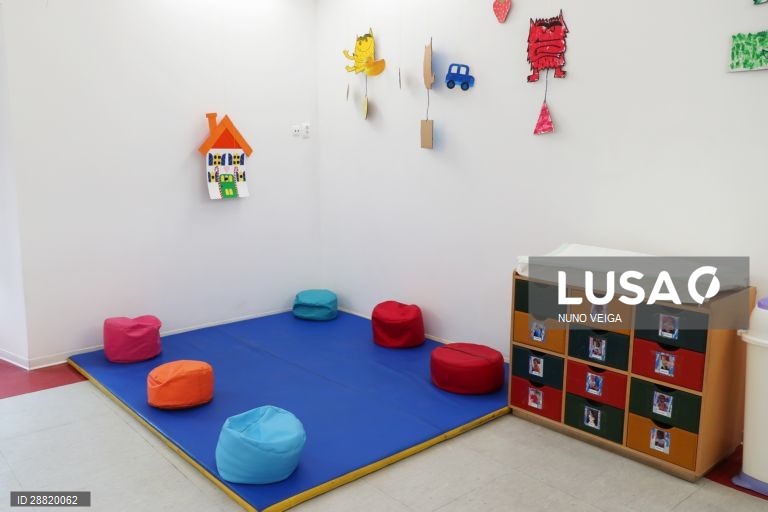 Covid-19: Creches preparam reabertura
